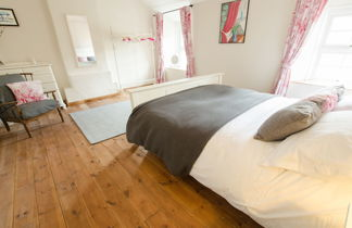 Photo 2 - Berry Cottage Croyde 4 Bedrooms Sleeps 7-9 Dog Friendly