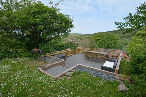 Photo 13 - Berry Cottage Croyde 4 Bedrooms Sleeps 7-9 Dog Friendly