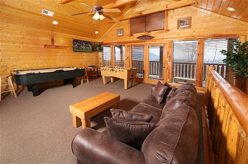 Photo 21 - Rising Eagle Lodge - Eight Bedroom Cabin