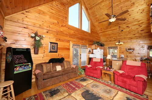 Photo 8 - Bear Heaven - Two Bedroom Cabin