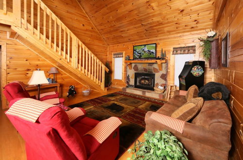 Photo 19 - Bear Heaven - Two Bedroom Cabin