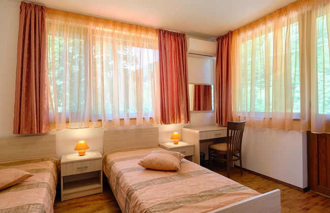 Vitora Guest House - Photo 4
