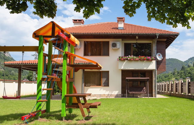 Vitora Guest House - Photo 13