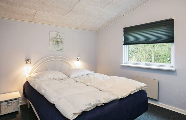 Spacious Holiday Home in Humble near Beach - Photo 19