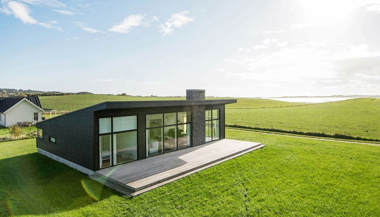 Foto 1 - Deluxe Holiday Home in Jutland near Sea