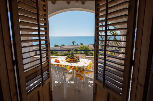 Photo 5 - Holiday House With Panoramic View, Balcony, Wifi, and Near the Sea