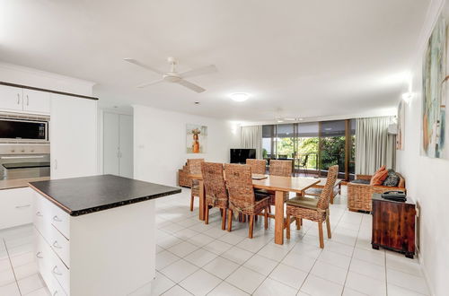 Photo 27 - Roydon Beachfront Apartments