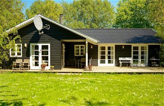 Foto 1 - 8 Person Holiday Home in Idestrup