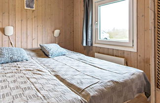 Photo 2 - 12 Person Holiday Home in Nordborg