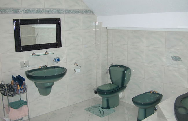 Large Luxury House with Sauna & Hot Tub in Giant Mountains near ski Area - Foto 14