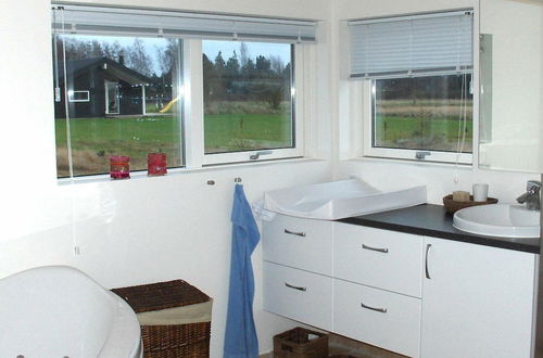 Foto 6 - 9 Person Holiday Home in Vaeggerlose