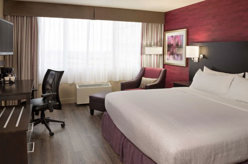 Photo 14 - Holiday Inn Toronto - Int'l Airport, an IHG Hotel