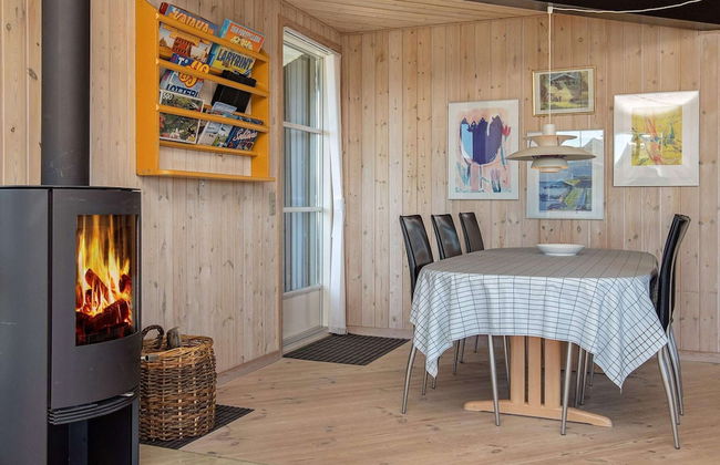 8 Person Holiday Home in Harboore - Foto 13