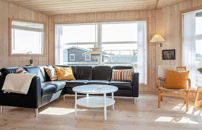 8 Person Holiday Home in Harboore - Foto 15