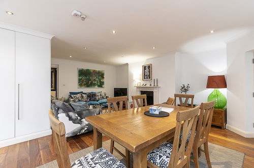 Photo 10 - ALTIDO Lovely 2 Bedroom Flat in Chelsea