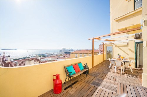 Photo 52 - Panoramic Tagus River Terrace Apartment in Alfama