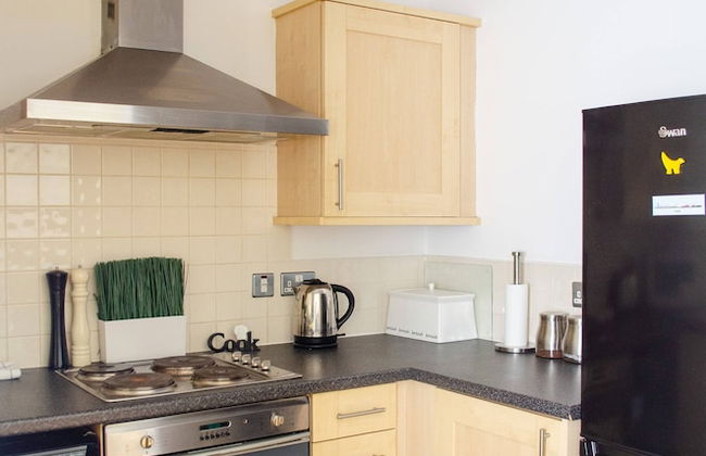 Kent Street - Apt 8 - Photo 11