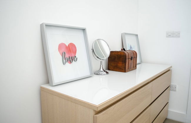 Kent Street - Apt 8 - Photo 2