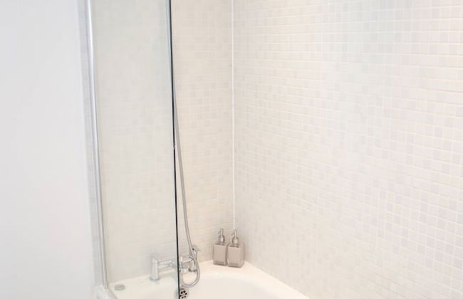Kent Street - Apt 8 - Photo 18