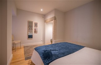 Photo 3 - Elegant & Cozy Apartment