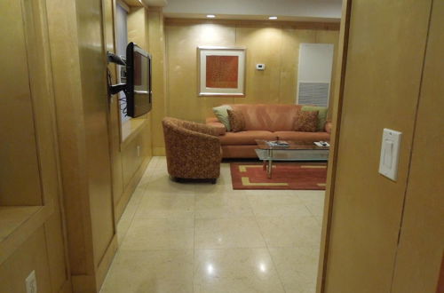 Foto 14 - The Eldon Luxury Suites