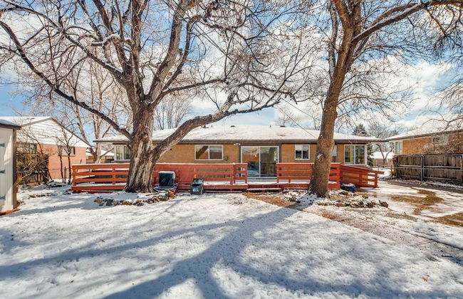 The Meadowlark Manor Spacious Backyard & Hot Tub - Foto 30