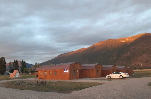 Foto 36 - Glacier Acres Guest Ranch