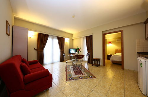 Photo 5 - Mr. Dim Exclusive Apart Hotel