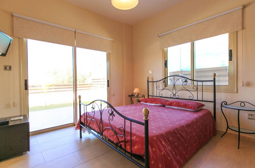 Photo 12 - Villa Rose Large Private Pool Walk to Beach Sea Views A C Wifi - 2184