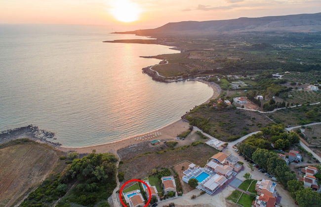 Antigoni Beach House Large Private Pool Walk to Beach Sea Views A C Wifi Car Not Required - 1012 - Foto 31