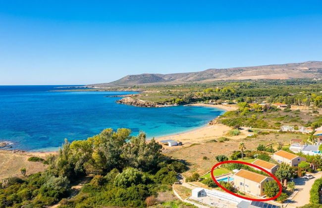 Antigoni Beach House Large Private Pool Walk to Beach Sea Views A C Wifi Car Not Required - 1012 - Foto 39