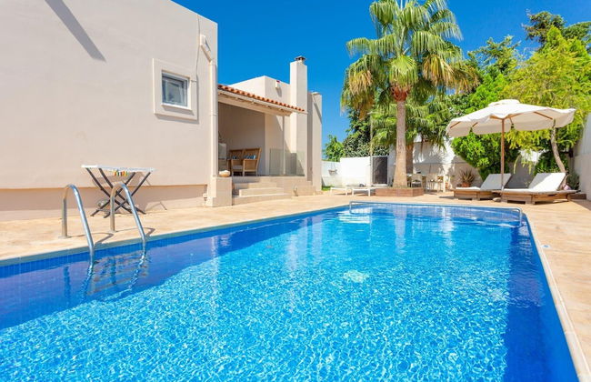 Villa Thetis Large Private Pool Walk to Beach Sea Views A C Wifi Car Not Required Eco-friendl - 2302 - Foto 37