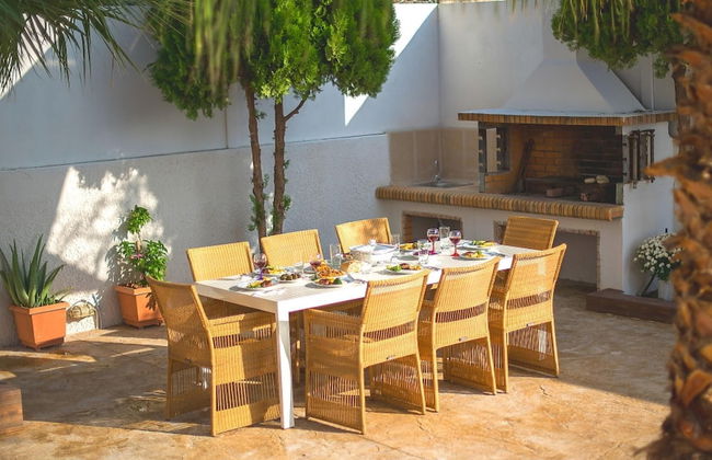 Villa Thetis Large Private Pool Walk to Beach Sea Views A C Wifi Car Not Required Eco-friendl - 2302 - Foto 28