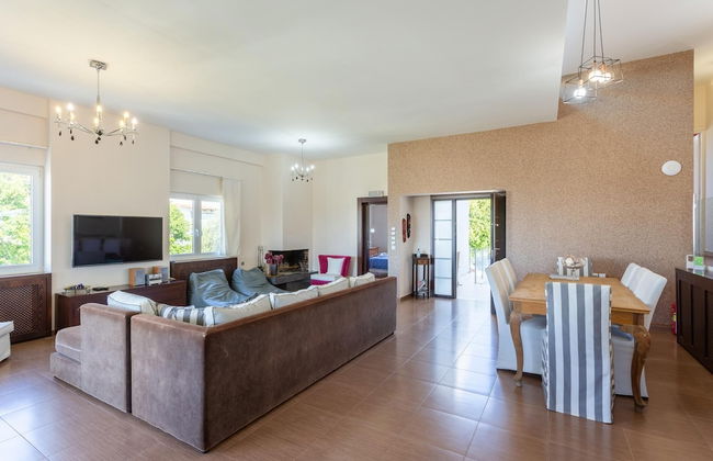 Villa Thetis Large Private Pool Walk to Beach Sea Views A C Wifi Car Not Required Eco-friendl - 2302 - Foto 46