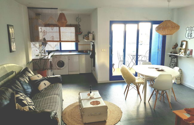 Beach House with Balcony and beach view - Foto 9