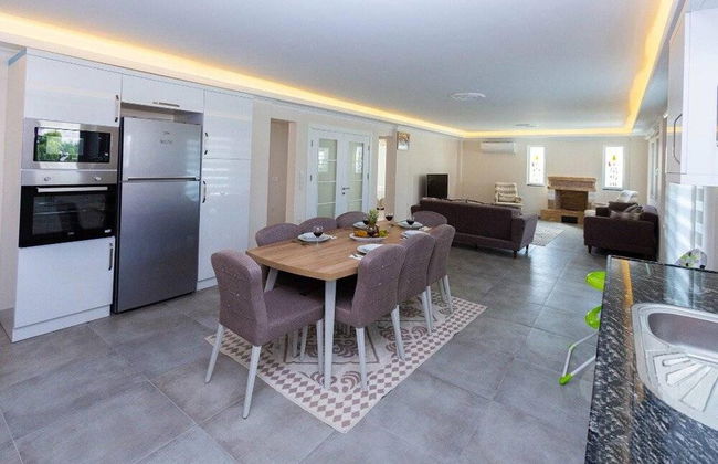 Captivating 6-bed Villa Hanimeli Dalyan - Photo 15