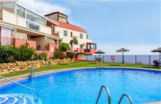 Photo 1 - Apartment - 2 Bedrooms with Pool, WiFi and Sea views - 107993