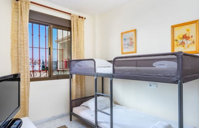 Apartment - 2 Bedrooms with Pool, WiFi and Sea views - 107993 - Foto 2