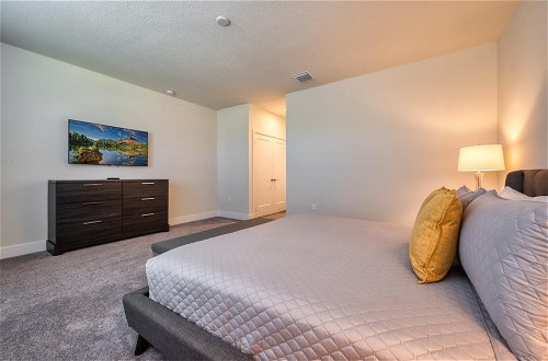 Photo 3 - Comfortable Townhome With Private Pool Near Disney