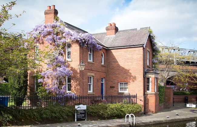 Lock Keepers Cottage - Detached House in the City - Foto 1