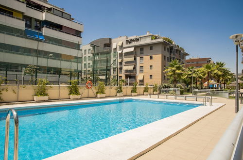 Photo 31 - EnjoyGranada LUJO Piscina y Parking