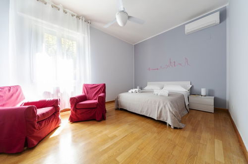 Photo 2 - Sant'Orsola Colorful Huge Apartment