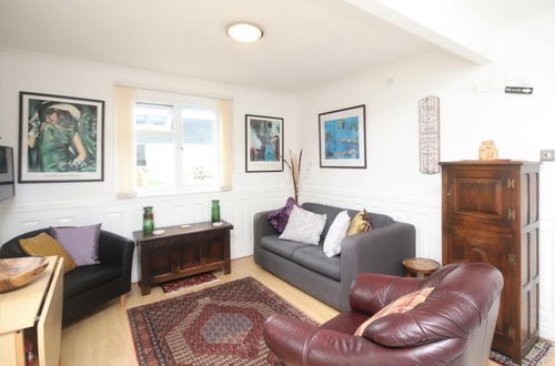 Photo 10 - 5G Medmerry Park 1 Bedroom Chalet