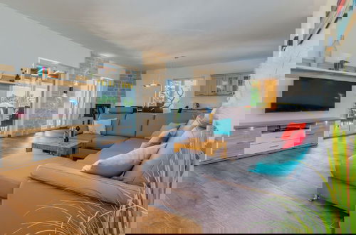 Foto 8 - Gorgeous Villa With Private Pool and Covered Terrace & Sea View