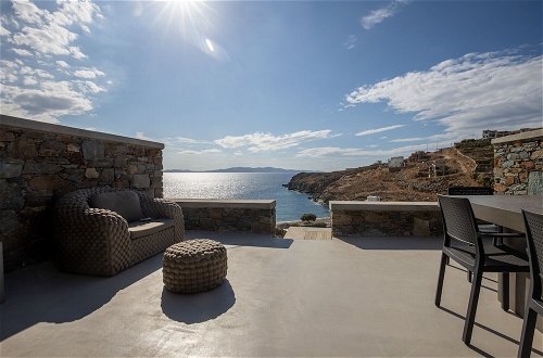 Foto 20 - Phos Villas Tinos - Eos Villa With Private Hot Tub and Sea View 96m