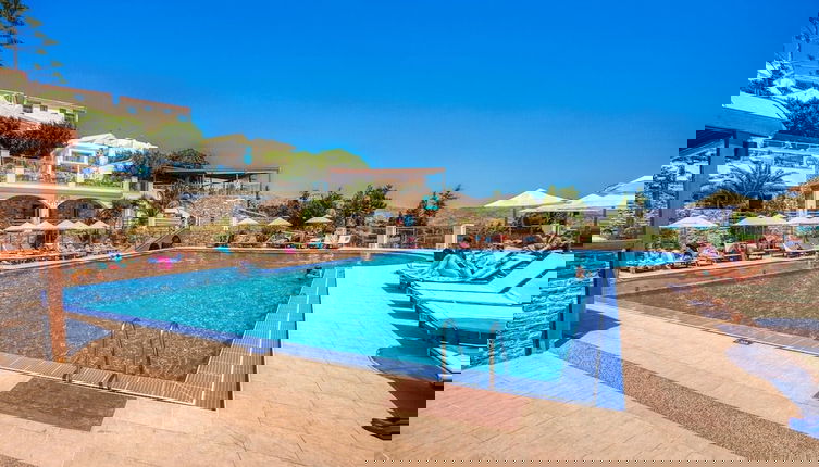 Foto 1 - Elounda Water Park Residence Hotel