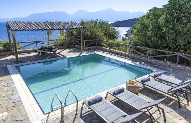 Beautiful 3-bed Sea Front Villa in Agios Nikolaos - Foto 19