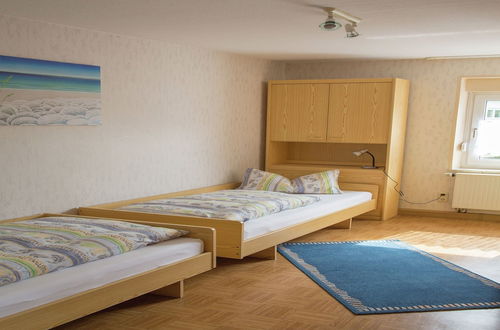 Photo 2 - Spacious Holiday Home in Ulmen With Garden