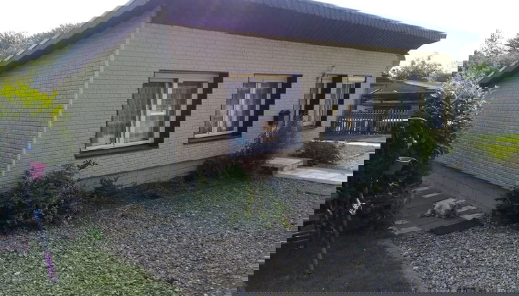 Photo 1 - Spacious Bungalow near Sea in Grundshagen