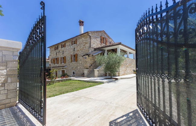 Holiday house Matija with a pool - Foto 30